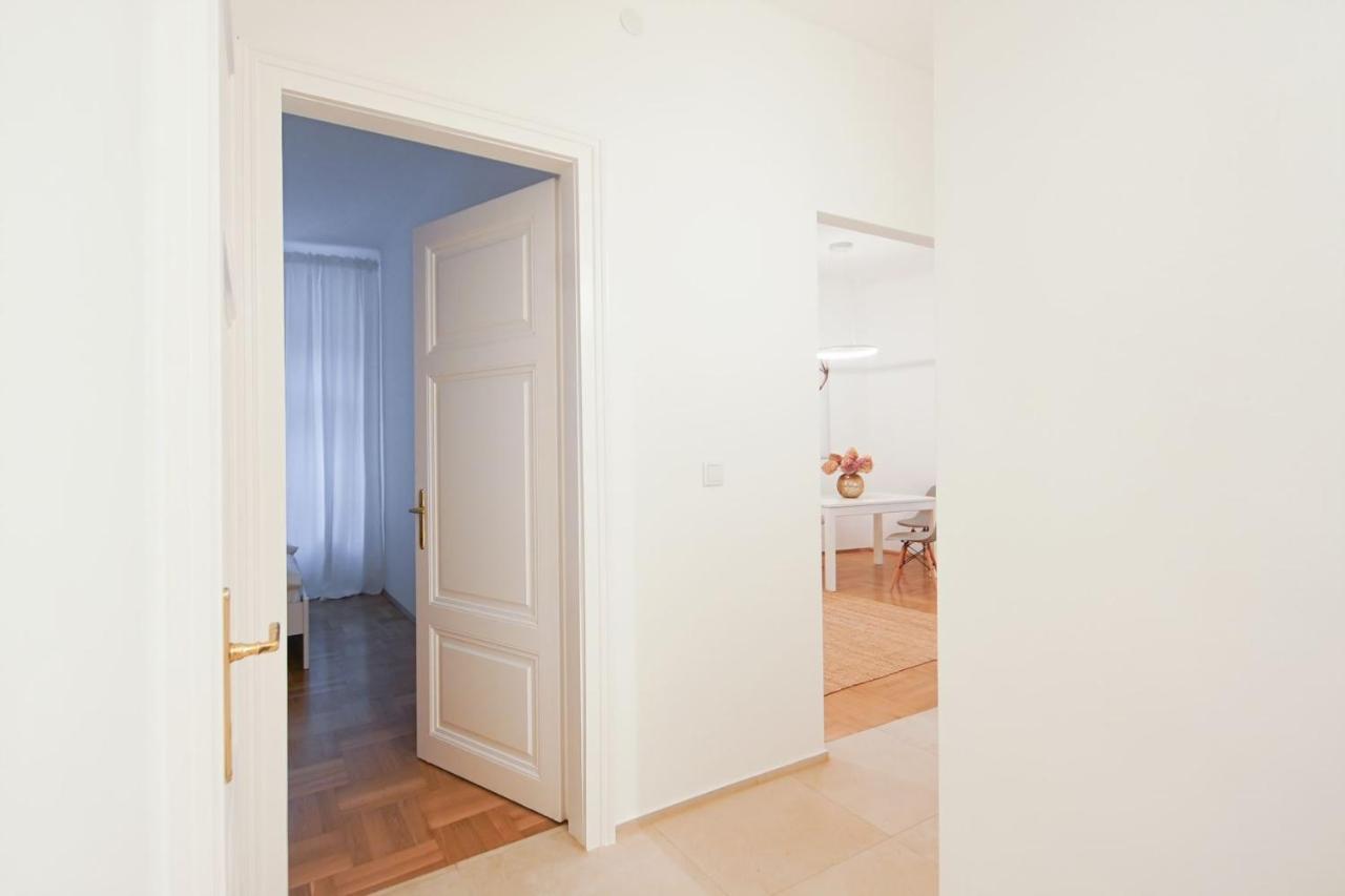 Apartment Congress Graz Bagian luar foto