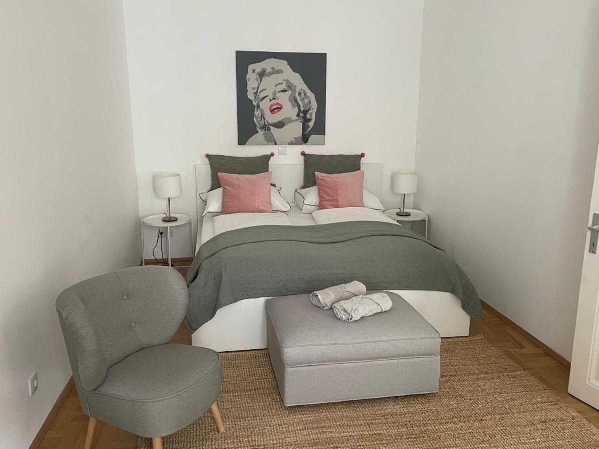 Apartment Congress Graz Bagian luar foto